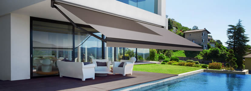 retractable awnings Naples Florida