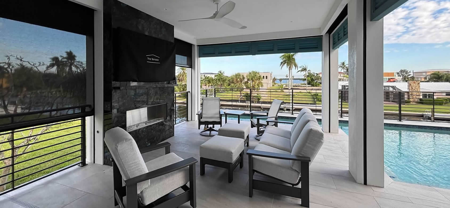 retractable screens in custom back patio Tampa, Florida